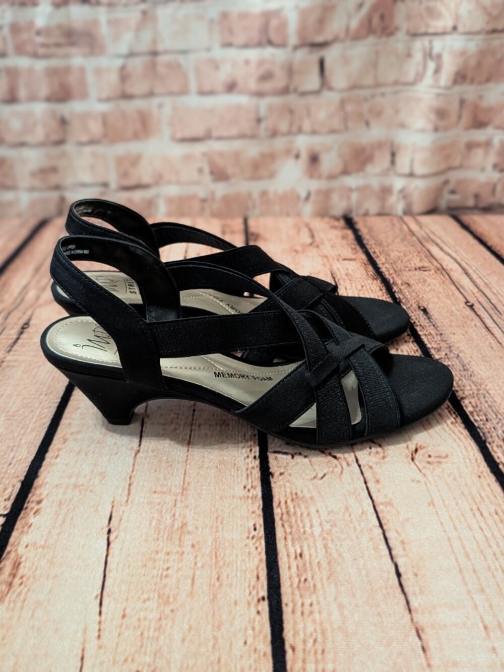 Impo Stretch Memory Foam Black Crisscross Slingback Sandals Size 7.5M - Picture 10 of 15